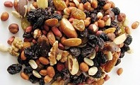 Frutos secos y datiles.